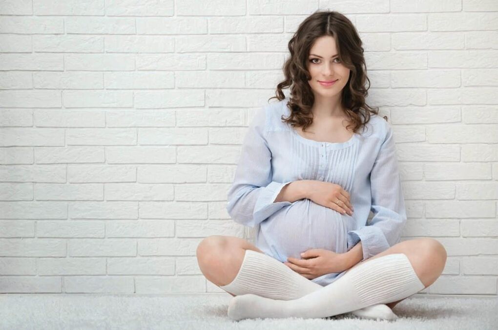 Pregnant girl