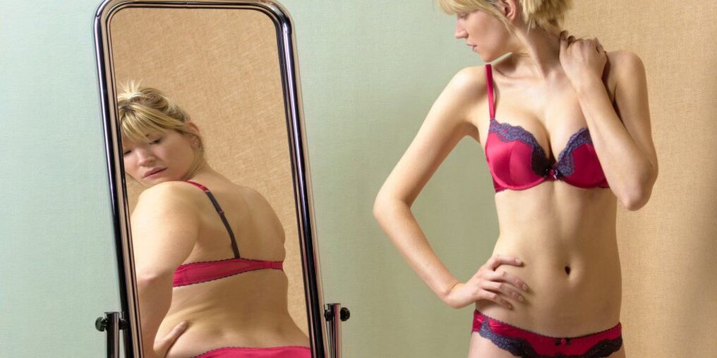 The girl thinks of her reflection in the mirror